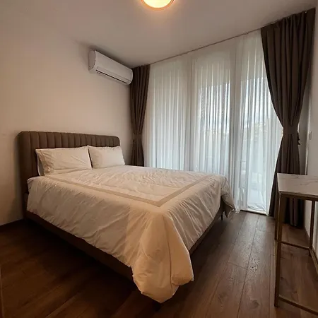 Azur Deluxе Apartment